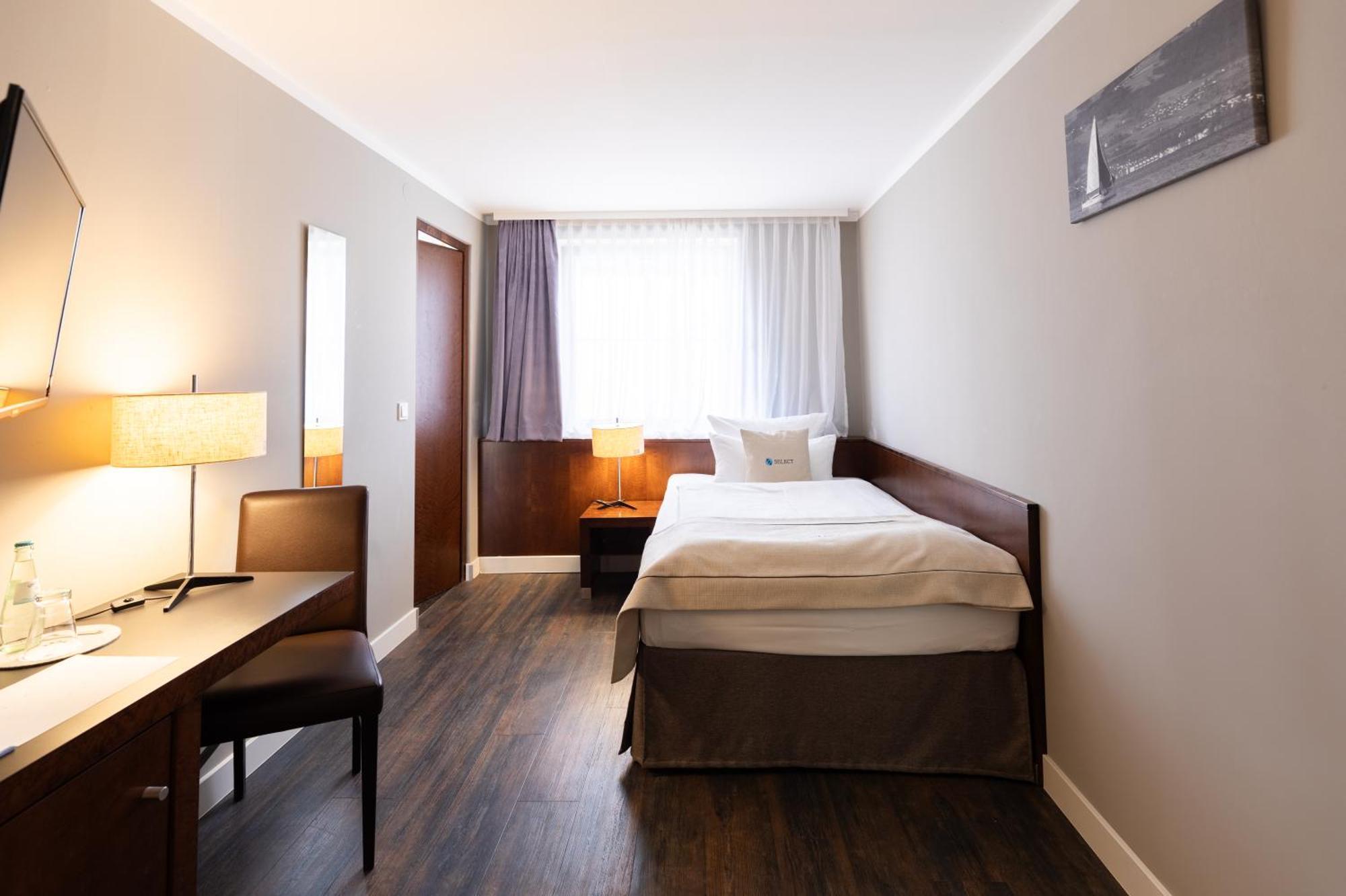 Select Hotel 腓特烈港 外观 照片